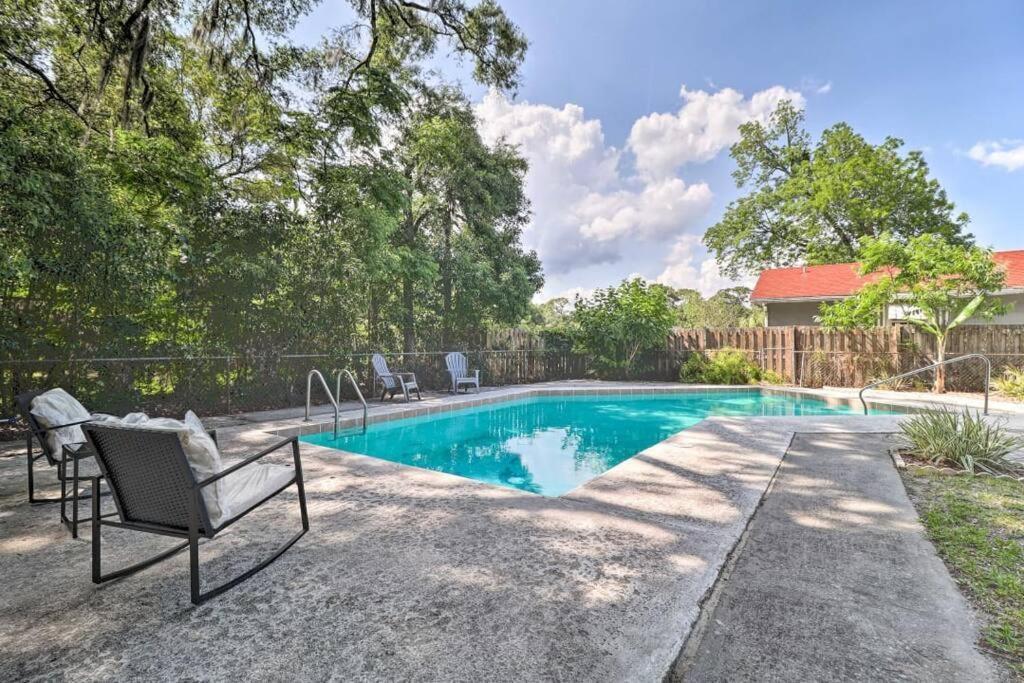 Pool Home Sleeps 6 With Large Fenced Yard Jacksonville Exterior photo